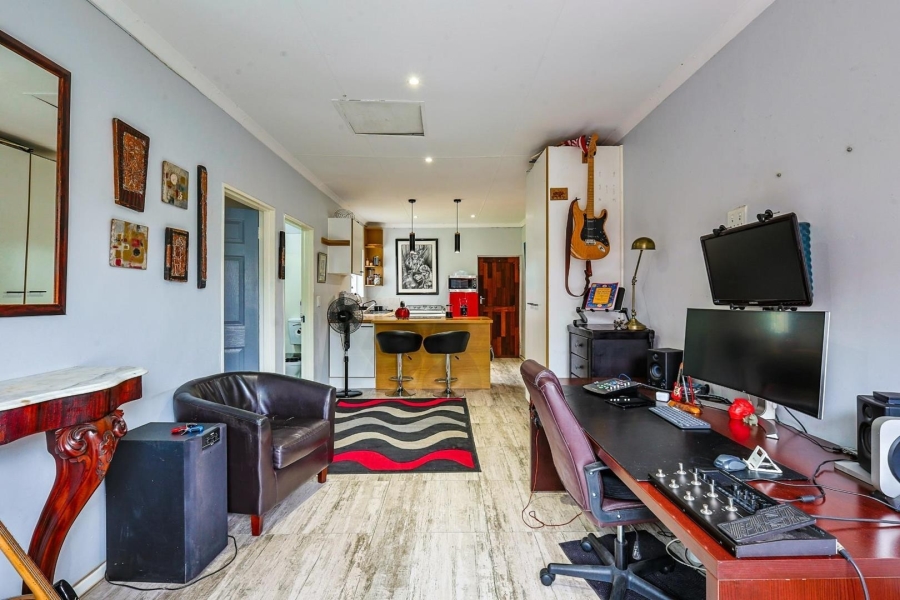 3 Bedroom Property for Sale in Rooihuiskraal Gauteng