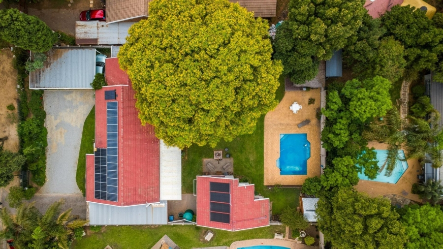 3 Bedroom Property for Sale in Rooihuiskraal Gauteng