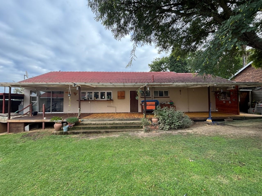 3 Bedroom Property for Sale in Rooihuiskraal Gauteng