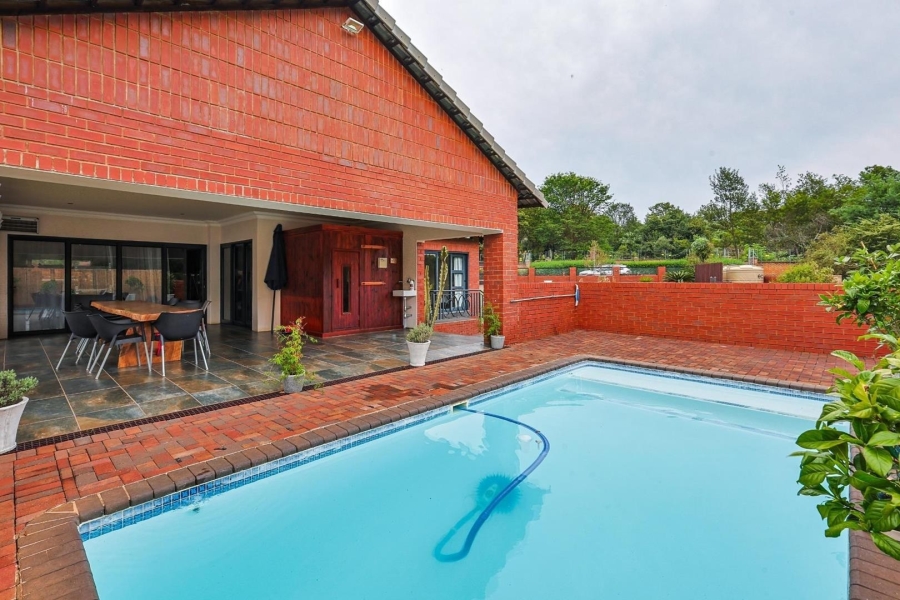 5 Bedroom Property for Sale in Zwavelkloof Gauteng