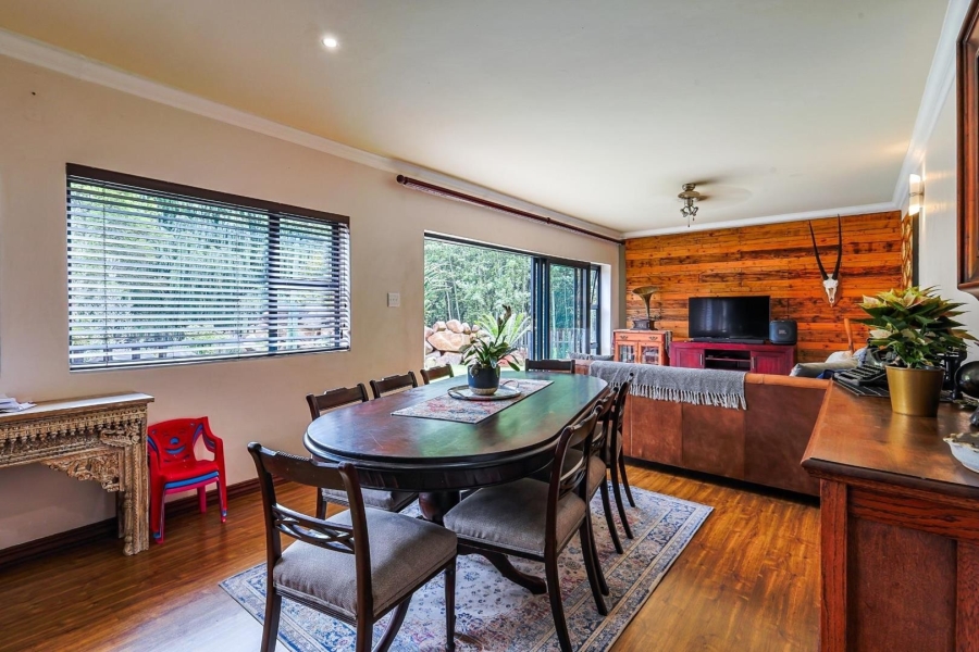 5 Bedroom Property for Sale in Zwavelkloof Gauteng