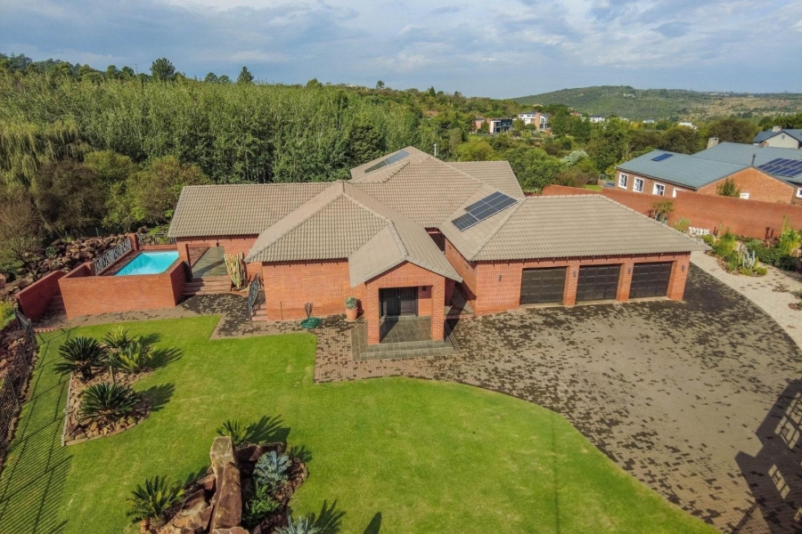 5 Bedroom Property for Sale in Zwavelkloof Gauteng