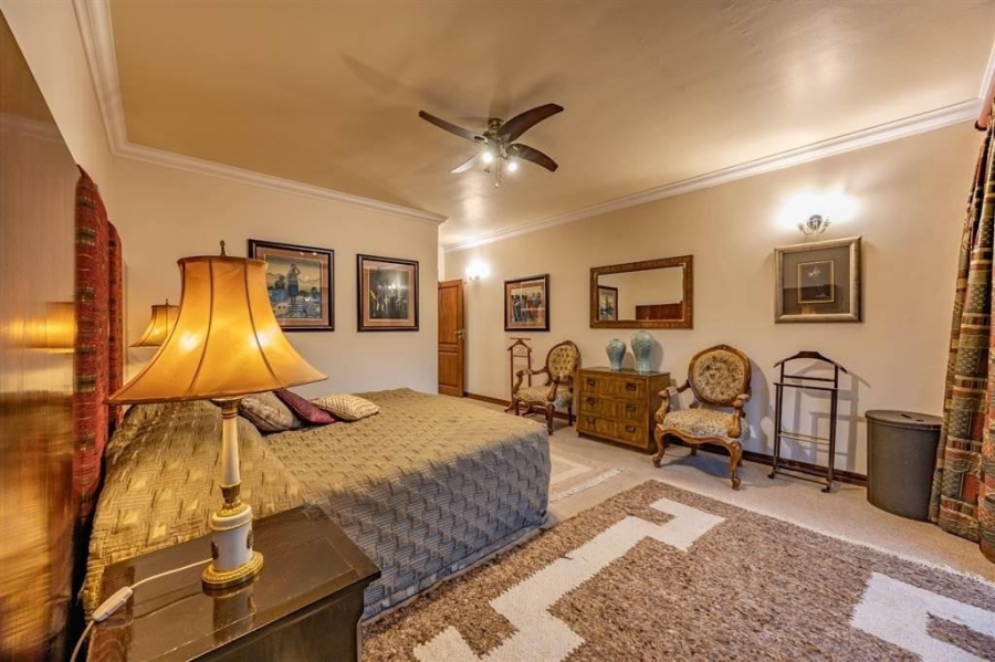 5 Bedroom Property for Sale in Zwavelkloof Gauteng