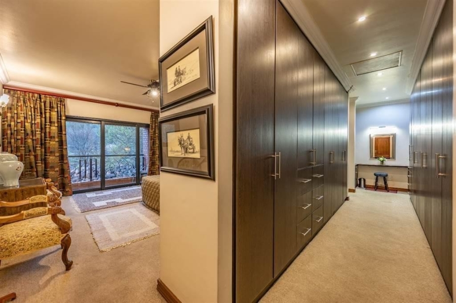 5 Bedroom Property for Sale in Zwavelkloof Gauteng