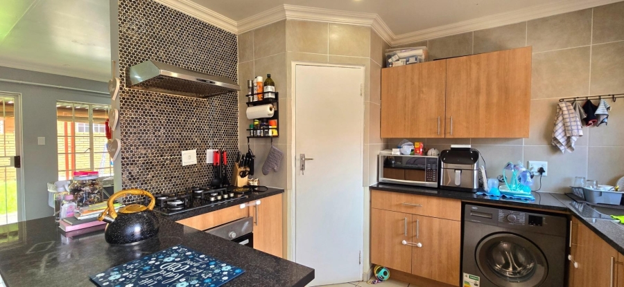 3 Bedroom Property for Sale in Equestria Gauteng