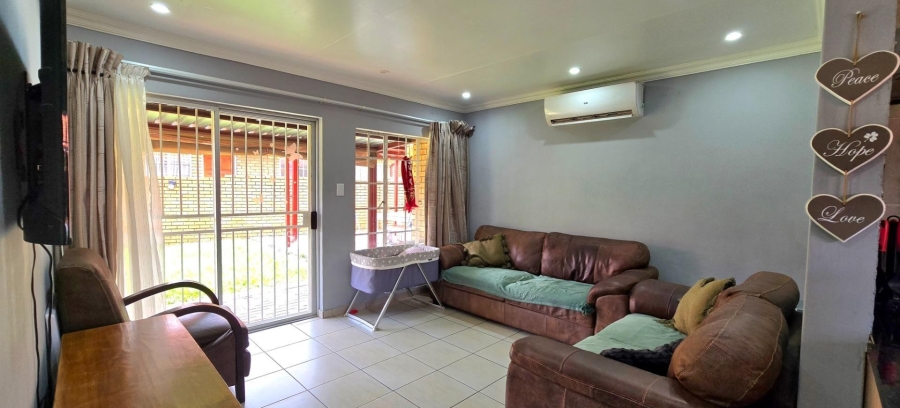 3 Bedroom Property for Sale in Equestria Gauteng