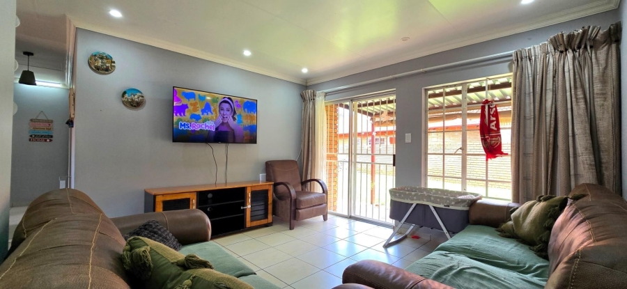 3 Bedroom Property for Sale in Equestria Gauteng