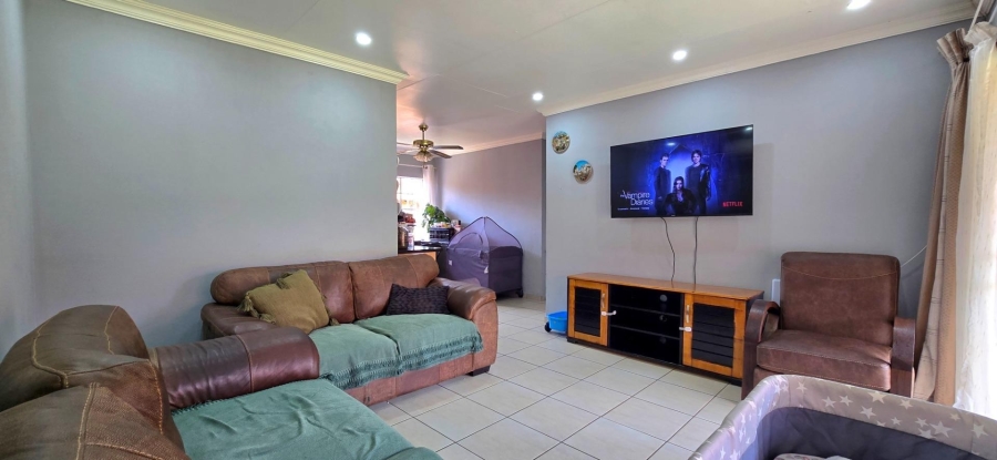 3 Bedroom Property for Sale in Equestria Gauteng