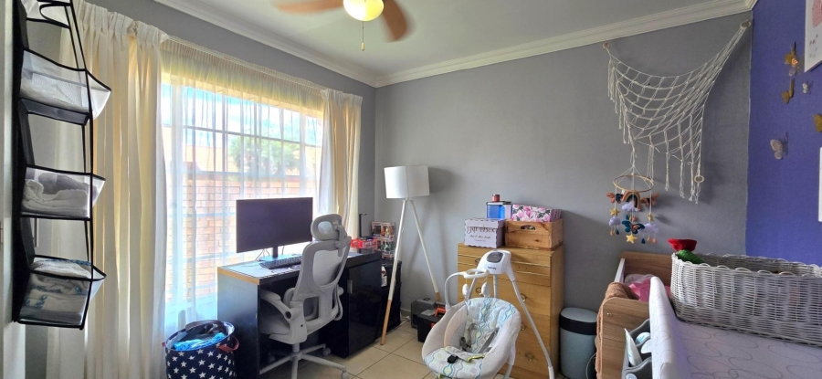 3 Bedroom Property for Sale in Equestria Gauteng