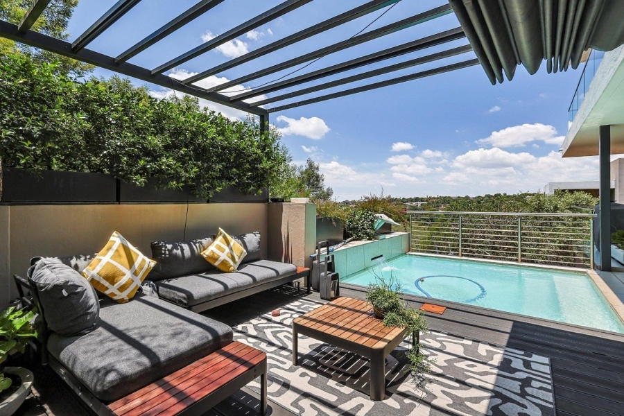 3 Bedroom Property for Sale in Waterkloof Ridge Gauteng