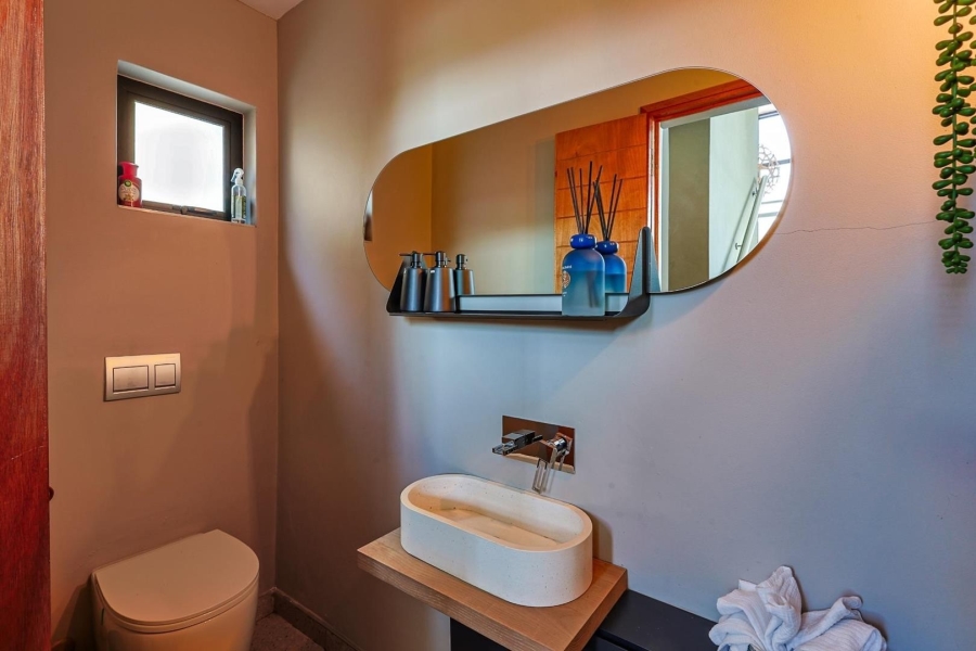 3 Bedroom Property for Sale in Waterkloof Ridge Gauteng