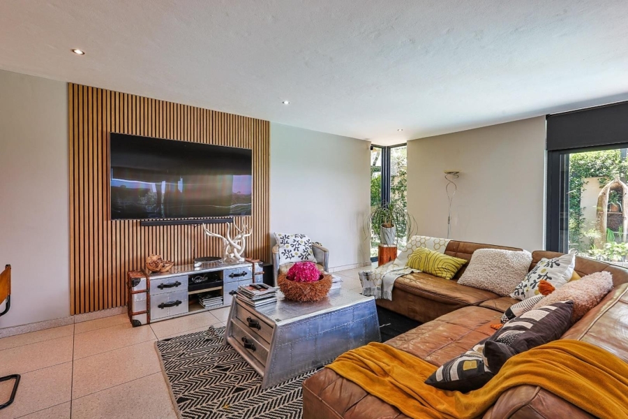 3 Bedroom Property for Sale in Waterkloof Ridge Gauteng