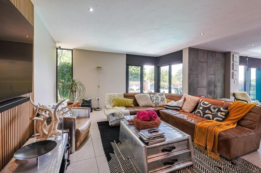 3 Bedroom Property for Sale in Waterkloof Ridge Gauteng