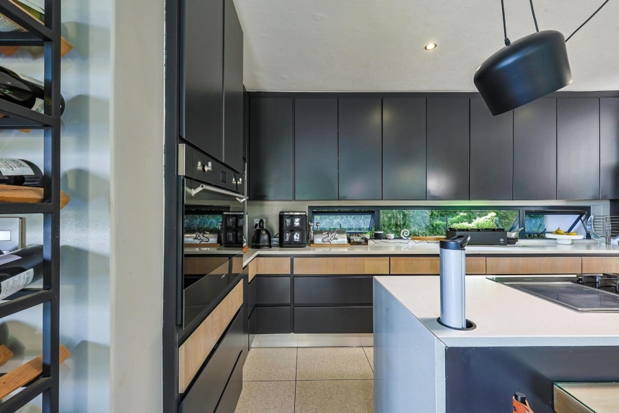 3 Bedroom Property for Sale in Waterkloof Ridge Gauteng