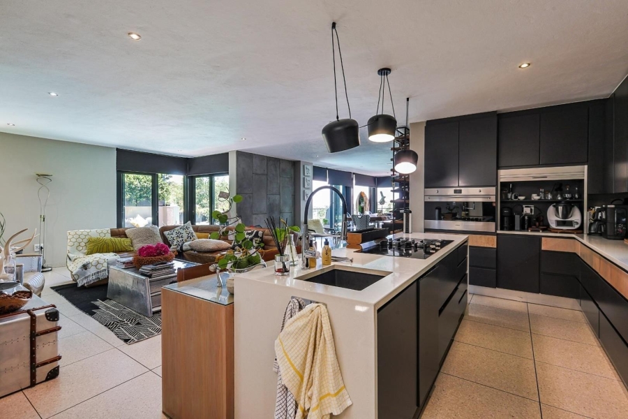 3 Bedroom Property for Sale in Waterkloof Ridge Gauteng