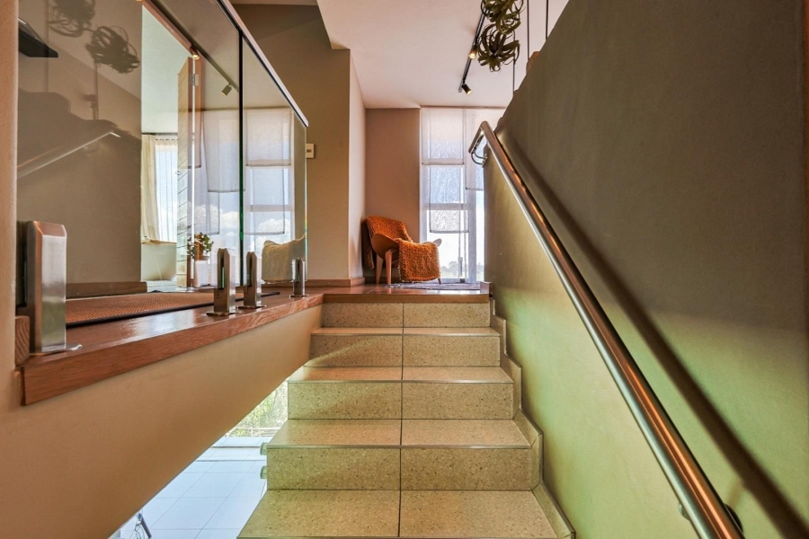 3 Bedroom Property for Sale in Waterkloof Ridge Gauteng