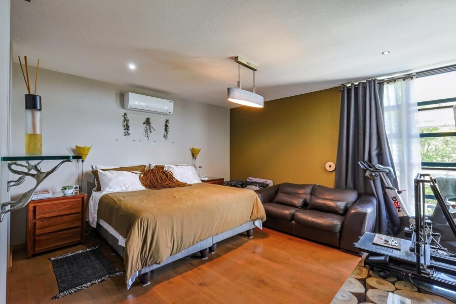 3 Bedroom Property for Sale in Waterkloof Ridge Gauteng