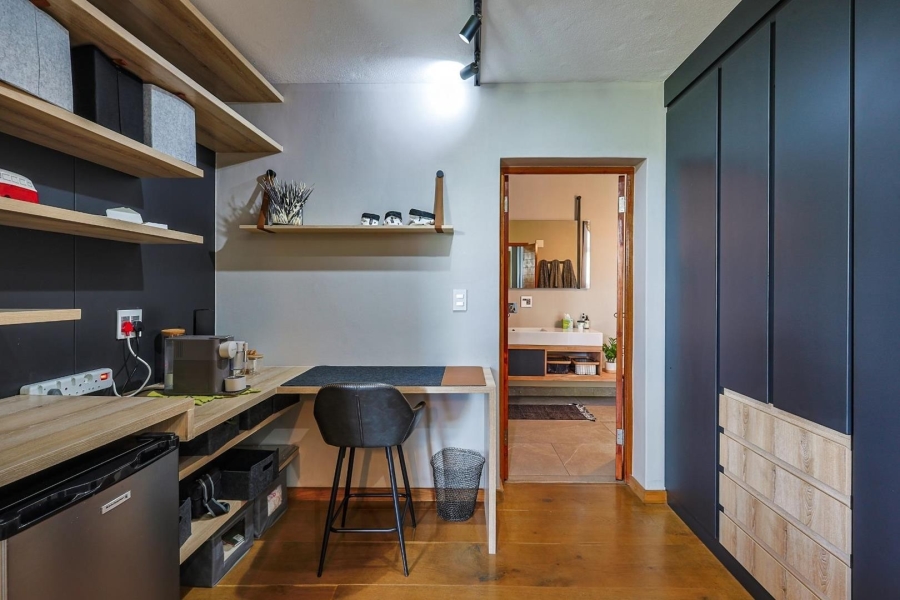 3 Bedroom Property for Sale in Waterkloof Ridge Gauteng