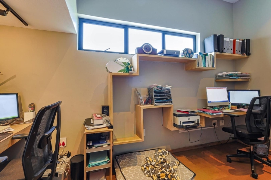 3 Bedroom Property for Sale in Waterkloof Ridge Gauteng