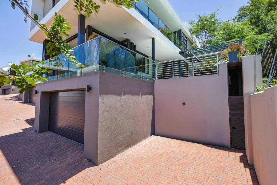 3 Bedroom Property for Sale in Waterkloof Ridge Gauteng