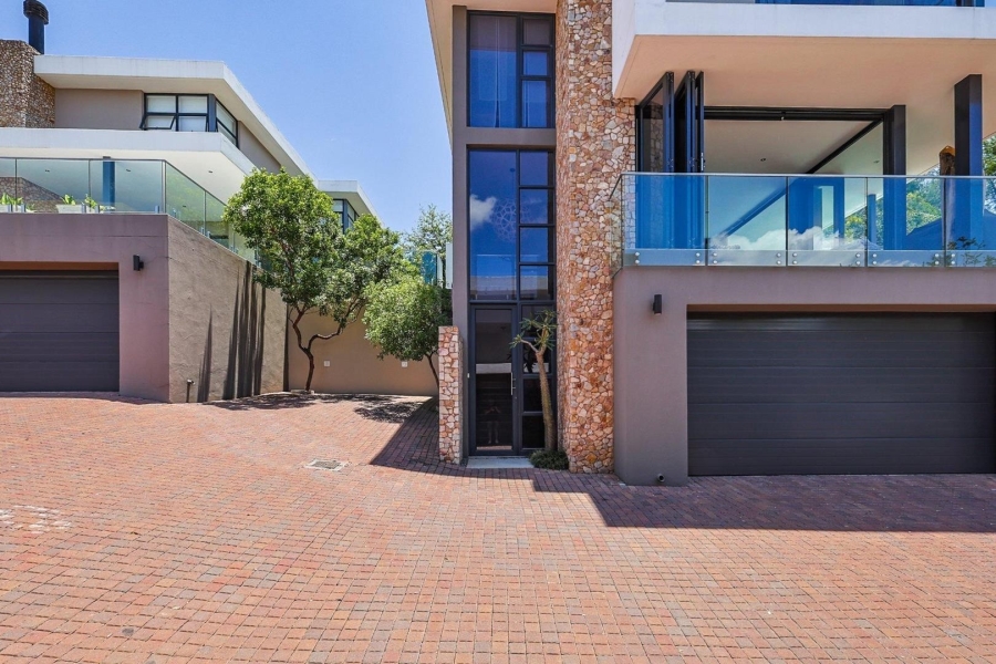 3 Bedroom Property for Sale in Waterkloof Ridge Gauteng