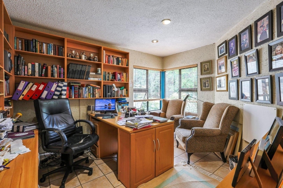 3 Bedroom Property for Sale in Silver Lakes Gauteng