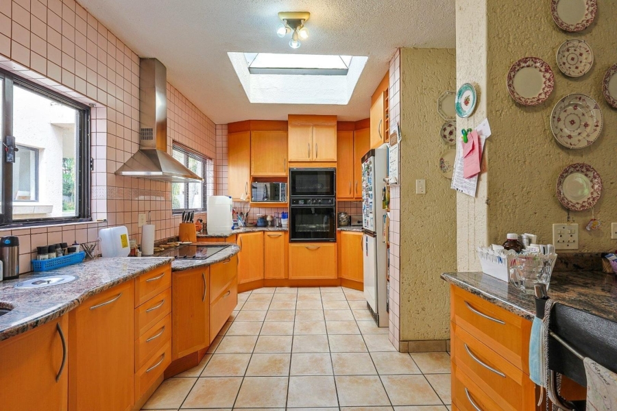 3 Bedroom Property for Sale in Silver Lakes Gauteng