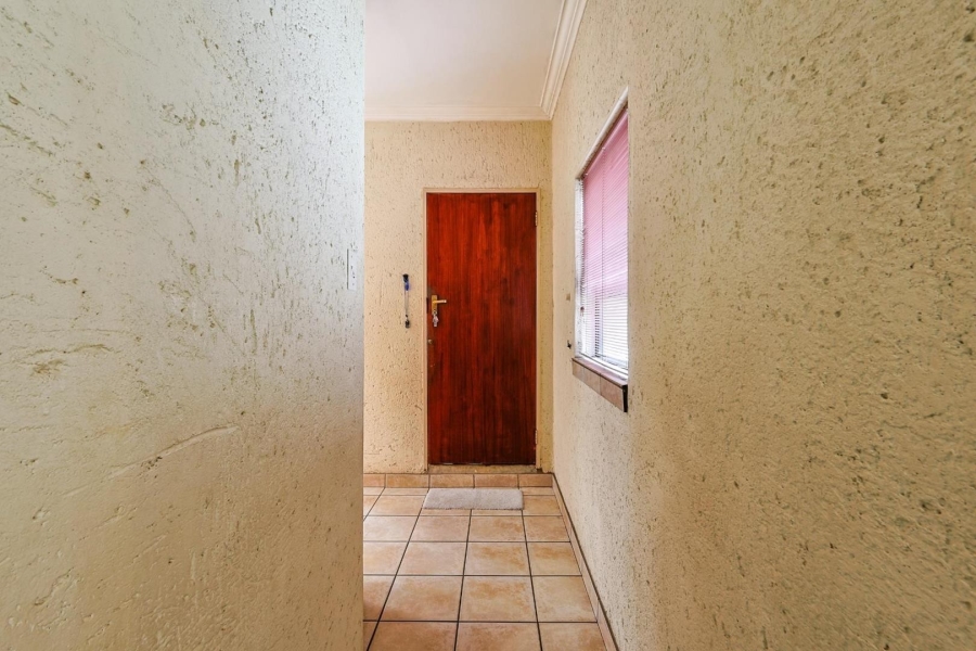 3 Bedroom Property for Sale in Silver Lakes Gauteng