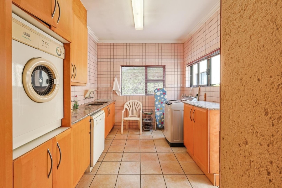 3 Bedroom Property for Sale in Silver Lakes Gauteng