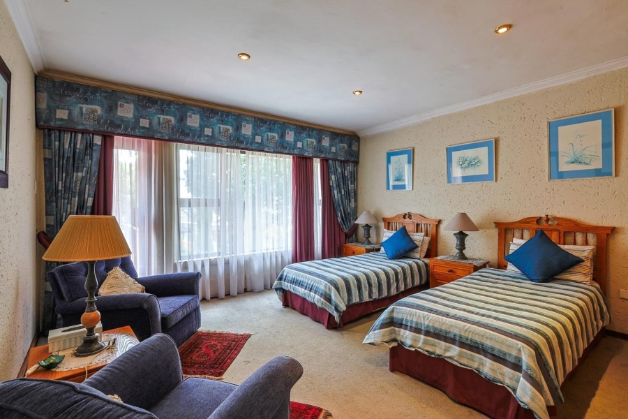 3 Bedroom Property for Sale in Silver Lakes Gauteng