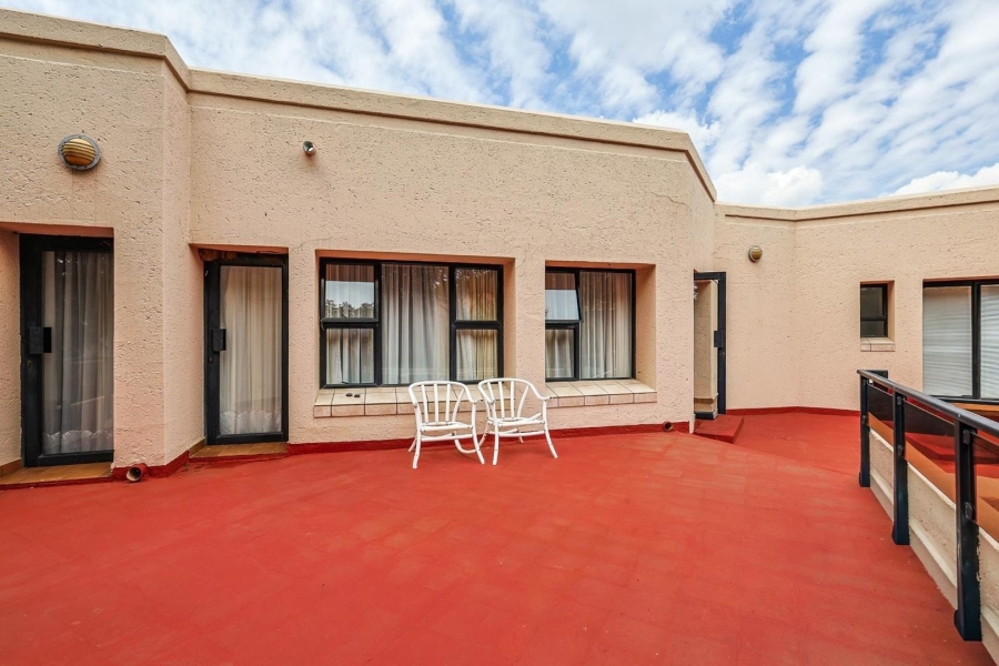 3 Bedroom Property for Sale in Silver Lakes Gauteng