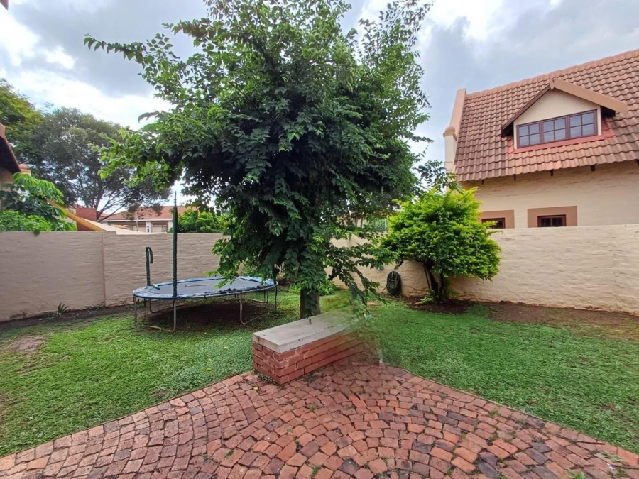 3 Bedroom Property for Sale in Equestria Gauteng