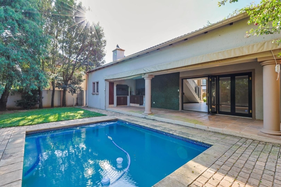 3 Bedroom Property for Sale in Olympus AH Gauteng