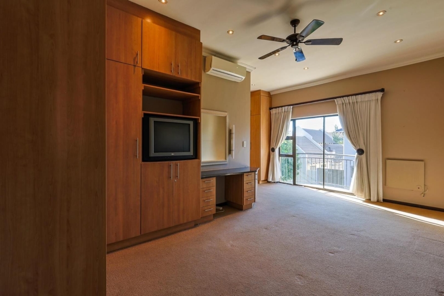 3 Bedroom Property for Sale in Olympus AH Gauteng