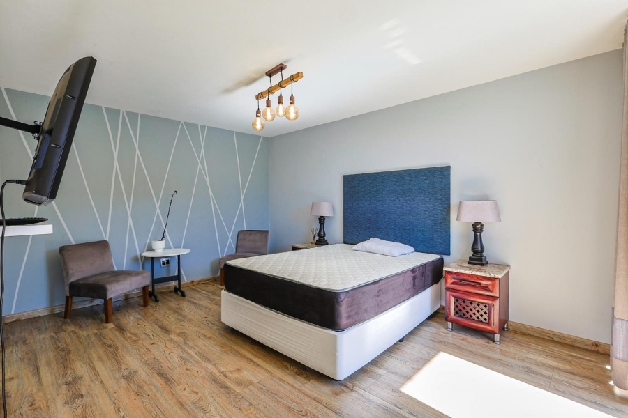 4 Bedroom Property for Sale in Waterkloof Ridge Gauteng