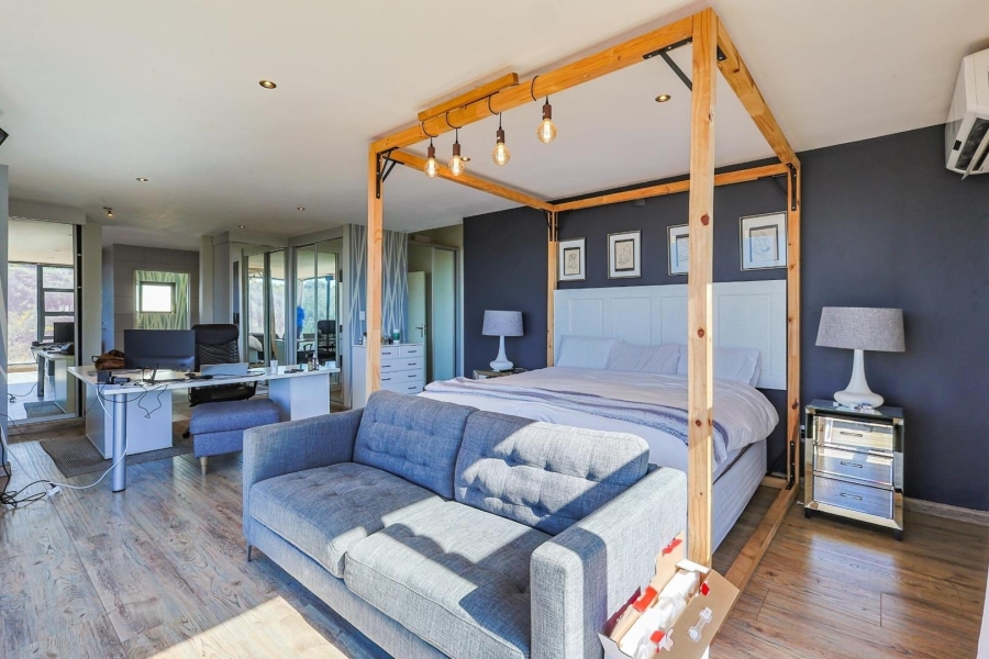 4 Bedroom Property for Sale in Waterkloof Ridge Gauteng