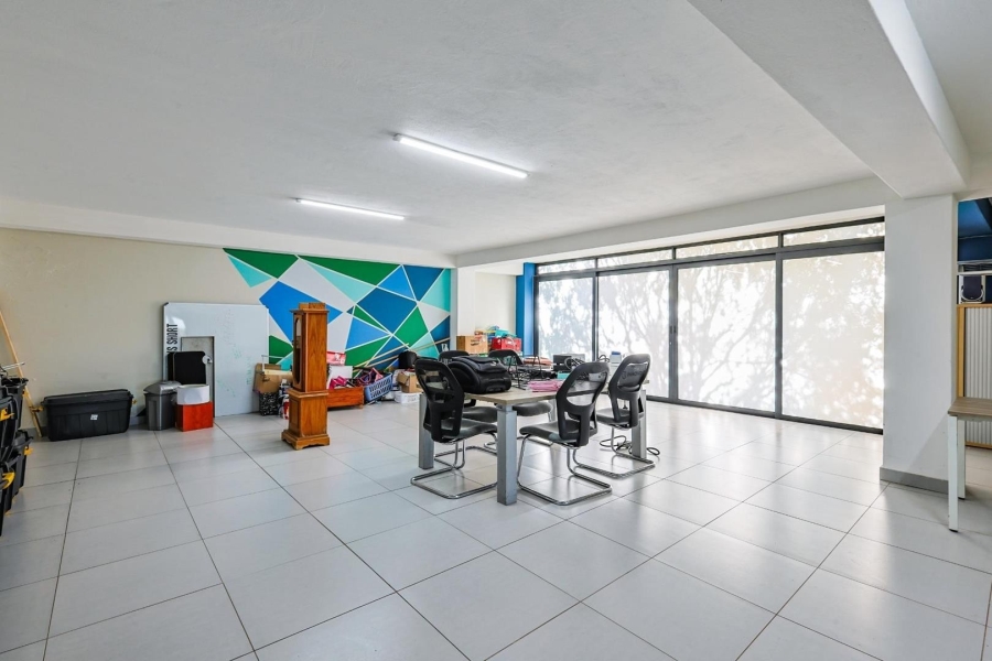 4 Bedroom Property for Sale in Waterkloof Ridge Gauteng