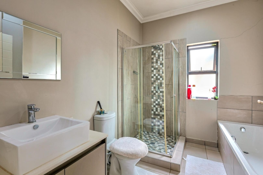 3 Bedroom Property for Sale in Equestria Gauteng