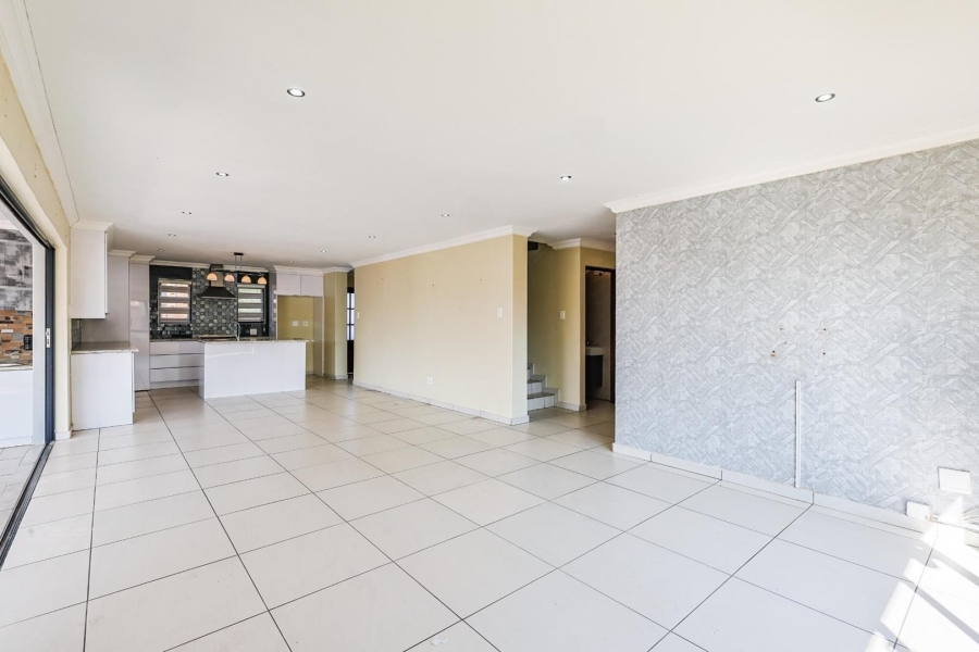 3 Bedroom Property for Sale in Olympus AH Gauteng