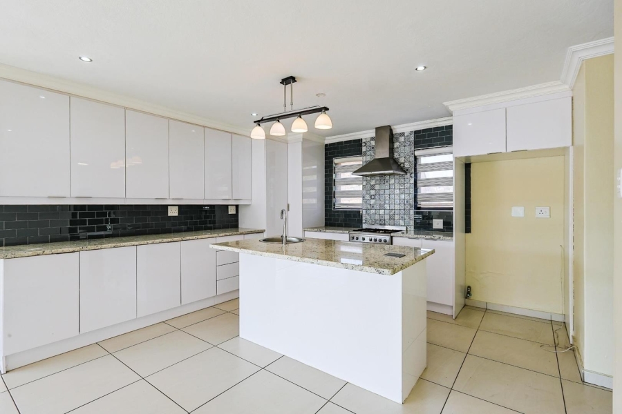 3 Bedroom Property for Sale in Olympus AH Gauteng