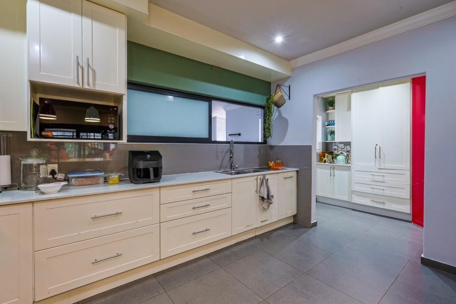 4 Bedroom Property for Sale in Lynnwood Glen Gauteng