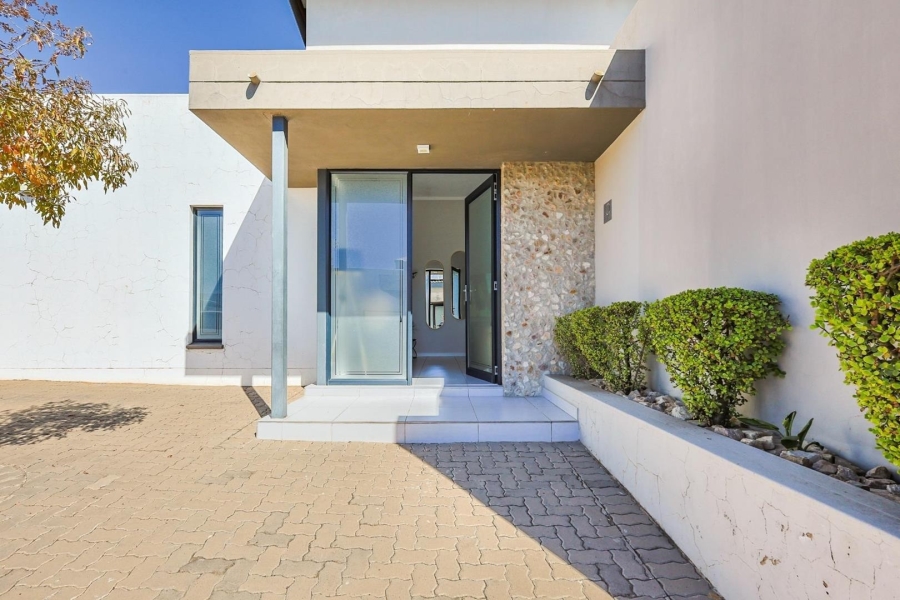 3 Bedroom Property for Sale in Equestria Gauteng