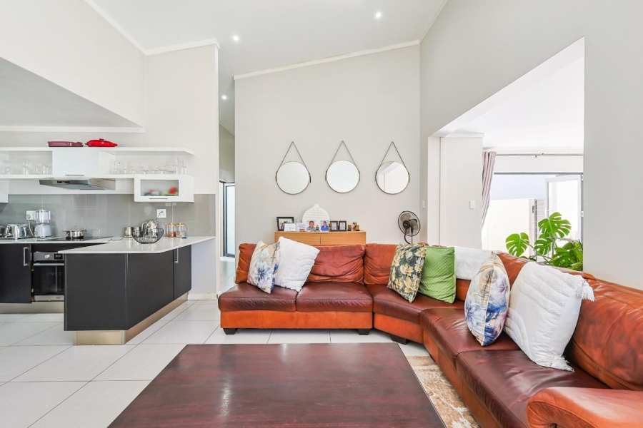 3 Bedroom Property for Sale in Equestria Gauteng