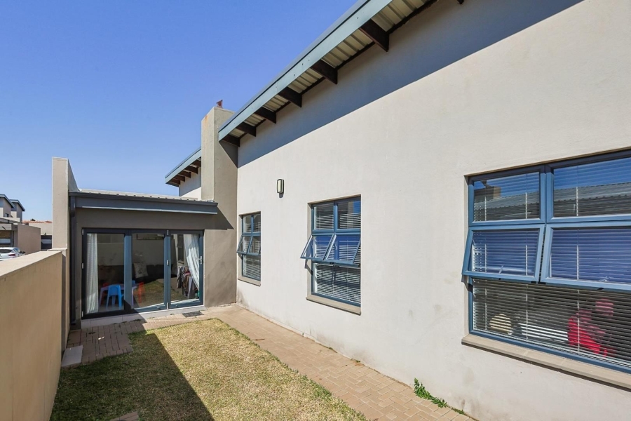3 Bedroom Property for Sale in Equestria Gauteng