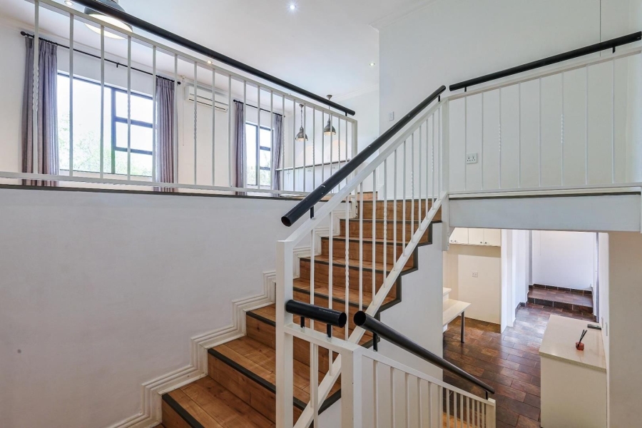 5 Bedroom Property for Sale in Silver Lakes Gauteng