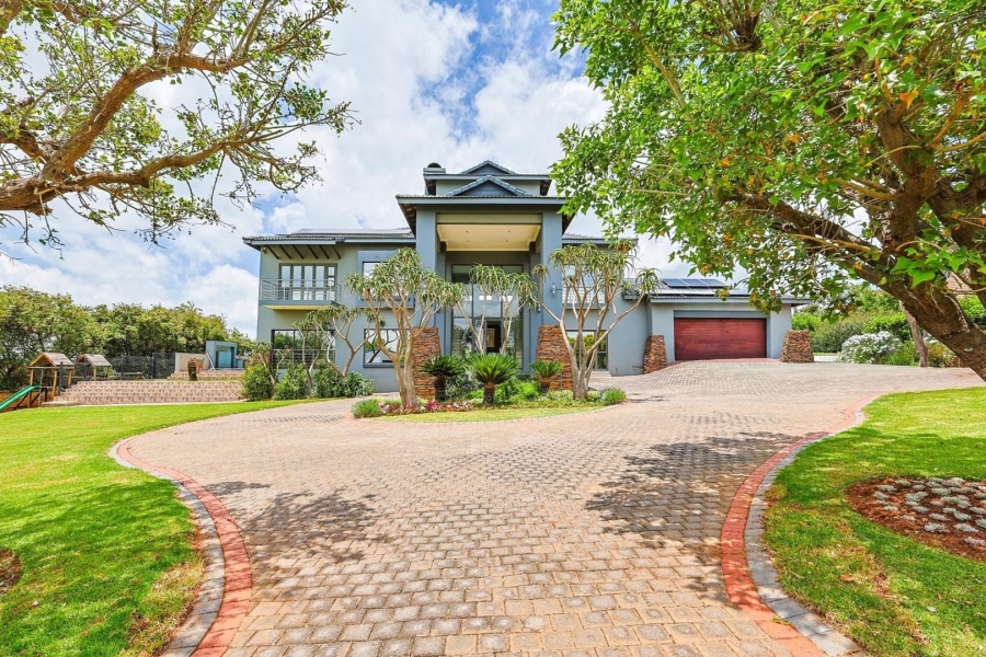 5 Bedroom Property for Sale in Mooikloof Gauteng