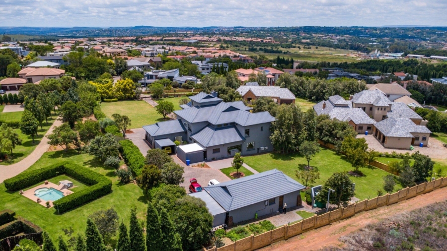5 Bedroom Property for Sale in Mooikloof Gauteng
