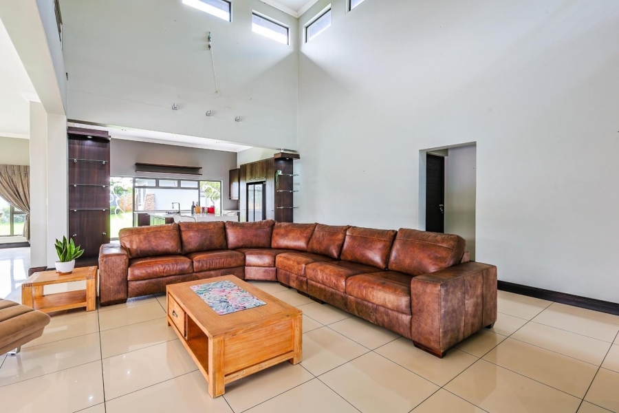 5 Bedroom Property for Sale in Mooikloof Gauteng