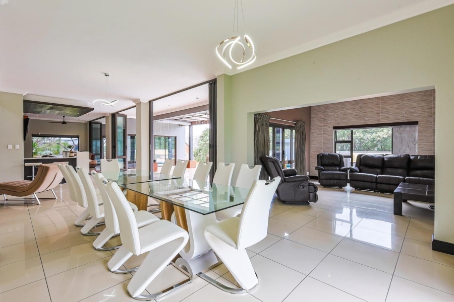 5 Bedroom Property for Sale in Mooikloof Gauteng