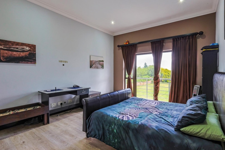 5 Bedroom Property for Sale in Mooikloof Gauteng